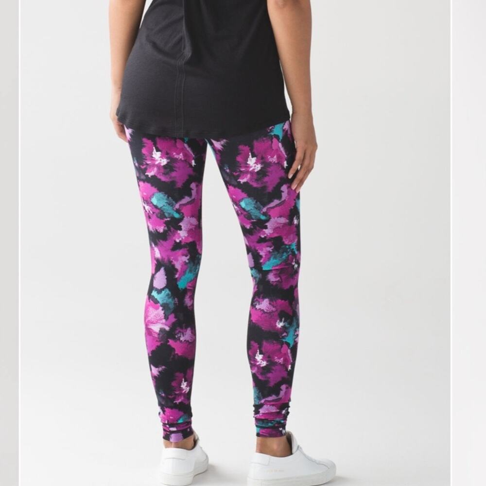 Lululemon Wunder Under High Rise Midnight Bloom Black Deep Fuchsia Tights - Picture 5 of 8